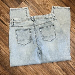 Size 8 = 1 Chico’s So Slimming Light Blue Girlfriend Crop Jeans.